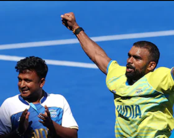 Hockey brings 4th bronze for  India